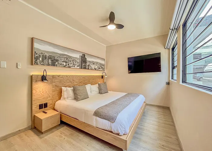 Aparthotel Mi Zona Wtc 4*